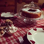 Bed & Breakfast Lo Djoua De Toueno 3*