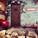 Bed and breakfast Lo Djoua De Toueno