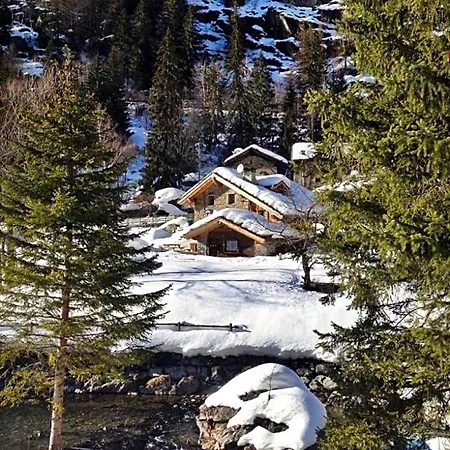 Bed & Breakfast Lo Djoua De Toueno 3*