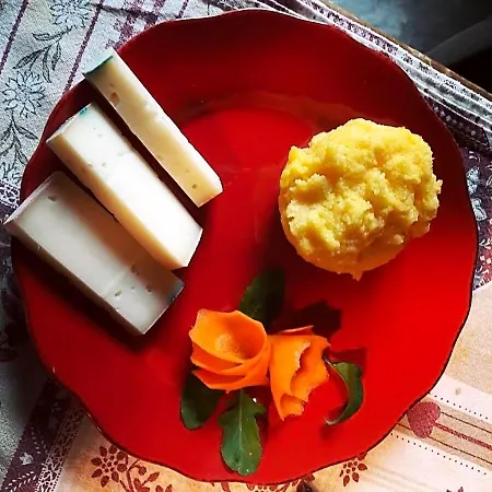 Bed & Breakfast Lo Djoua De Toueno