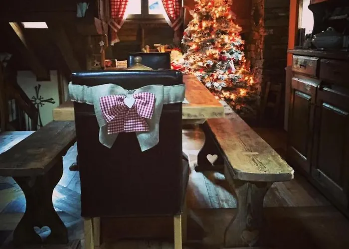 فندق مبيت وإفطار Lo Djoua De Toueno 3*