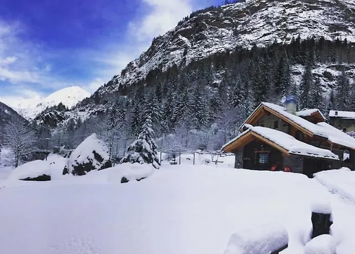 Lo Djoua De Toueno Bed & Breakfast 3*