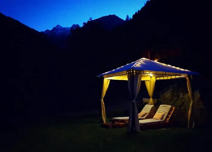 Lo Djoua De Toueno فندق مبيت وإفطار